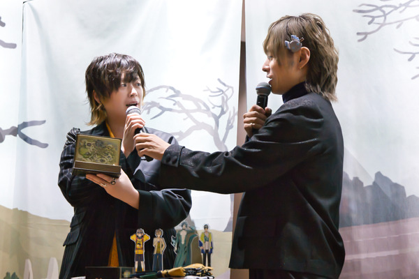 市川蒼、岡本信彦