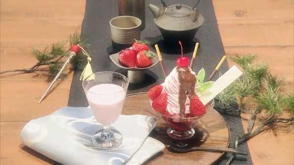 「グレーテルのかまど」いちご牛乳＆いちごパフェ