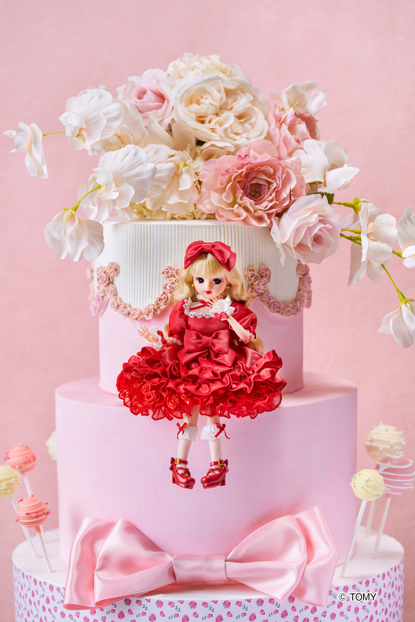 本コラボレーション限定 オリジナル『ストリングスリカちゃん』（イメージ）