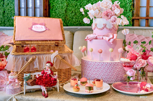 フォトジェニックなタワーケーキ