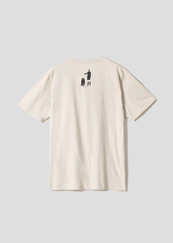 『NieR:Automata』×グラニフ　「hacking｜Tシャツ」9Sがシャドーをハッキングしている様子をデザインした背面