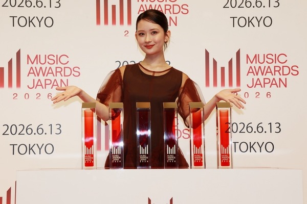 サポーター　畑芽育