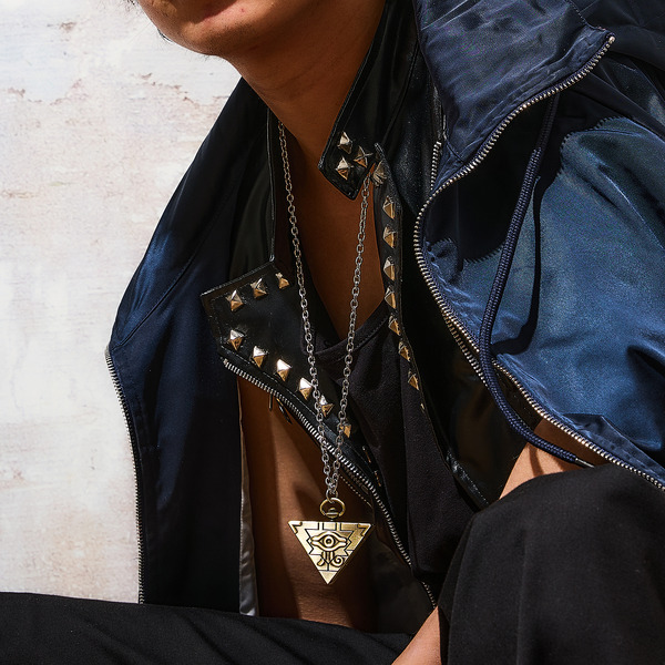 TVアニメ『遊☆戯☆王デュエルモンスターズ』×SuperGroupies　「千年パズル モデル 懐中時計」使用イメージ