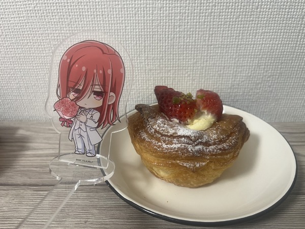 ネイルしてない手が映らないから、よりおしゃれに見える…！