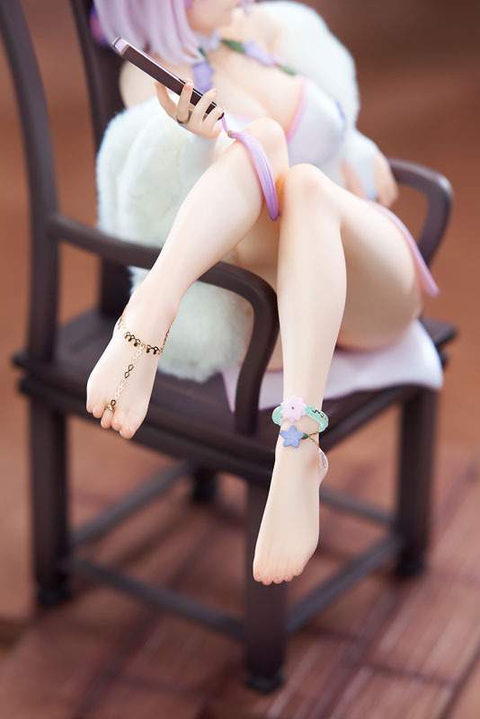 「グリッドマン ユニバース 新条アカネ チャイナドレスVer. 1/7スケール 完成品フィギュア」