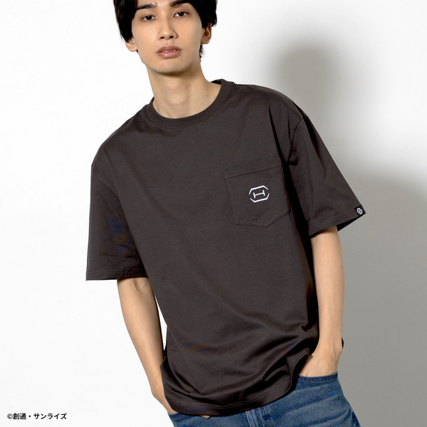 STRICT-G BASIC『機動戦士ガンダム 閃光のハサウェイ キルケーの魔女』ポケット付き刺繍Tシャツ