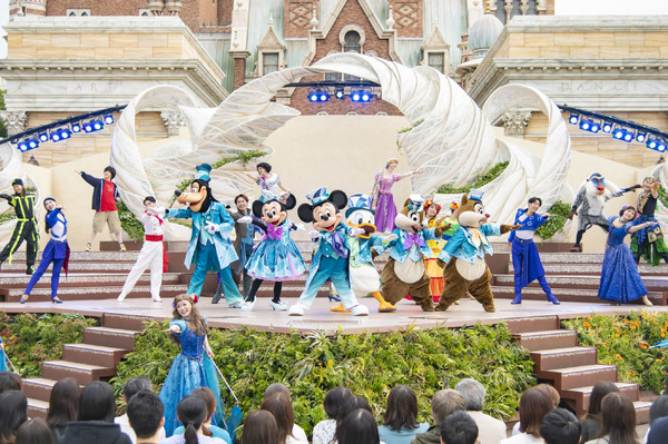 ミッキーたちがTDS25周年衣装で登場！人気ショー「ダンス・ザ・グローブ！」写真解禁