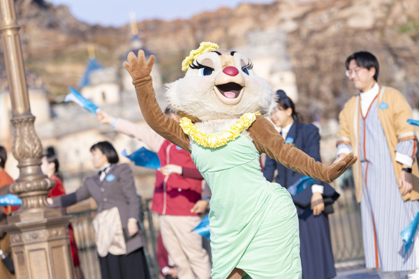 ゲストと一緒にTDS25周年をお祝い！「スパークリング・ジュビリー・セレブレーション」お披露目