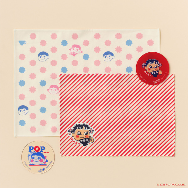 peko ×Afternoon Tea「ランチョンマット（ピンク）」「ランチョンマット（レッド）」「アクリルコースター（全2種）」