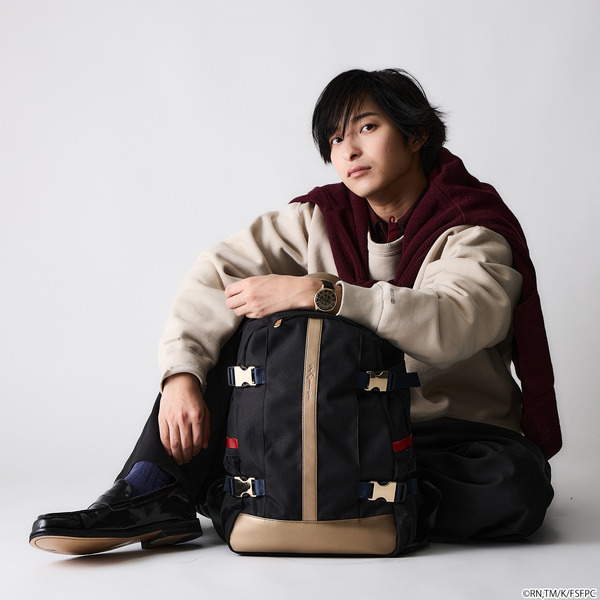 TVアニメ『Fate/strange Fake』× SuperGroupies「アーチャー モデル バックパック」使用イメージ