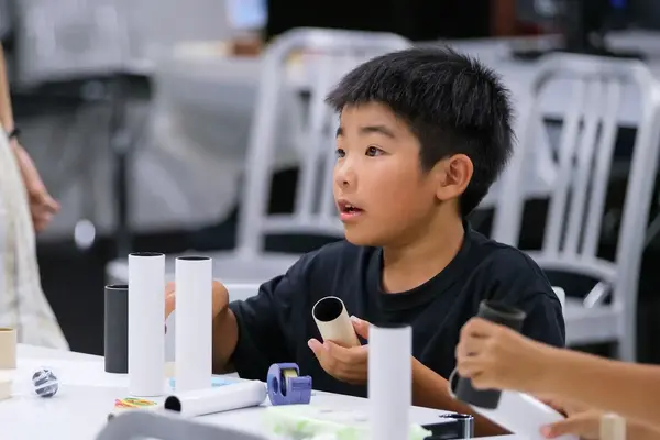 六本木天文クラブキッズワークショップ「天体望遠鏡を作ろう」（イメージ）