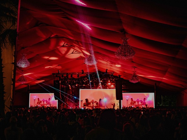 Photo by Hiroya Brian