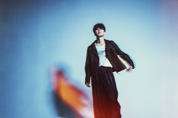 これは“終焉の光”か！「リゼロ」4thシーズンED「Ender Ember」ジャケット写真＆スペシャルムービー公開！配信もスタート！