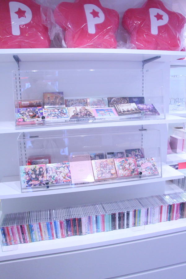 「BanG Dream! STORE」店内の様子