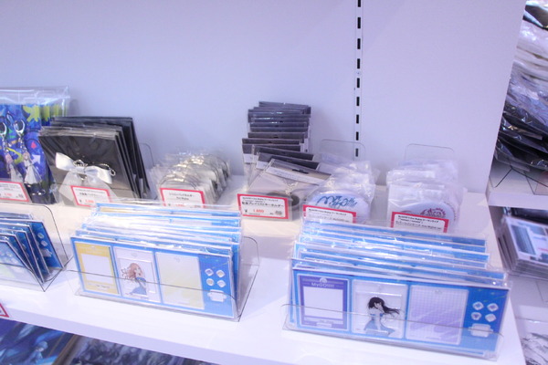 「BanG Dream! STORE」店内の様子