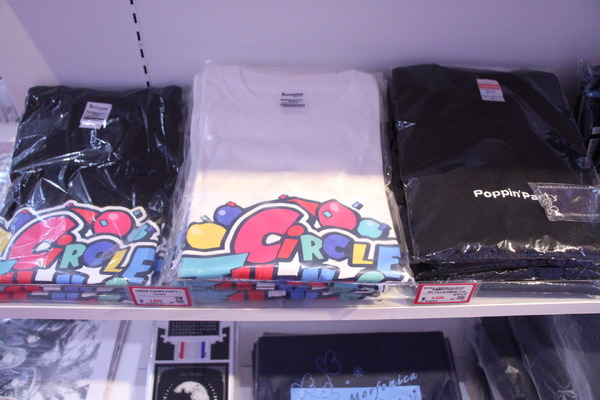 「BanG Dream! STORE」店内の様子