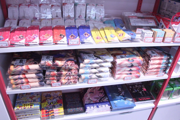 「BanG Dream! STORE」店内の様子