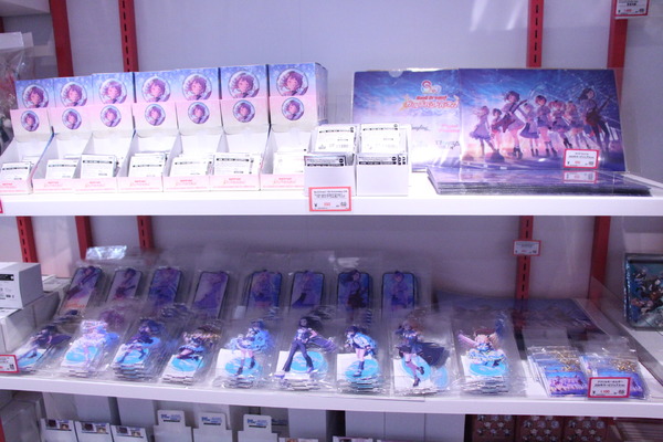 「BanG Dream! STORE」店内の様子