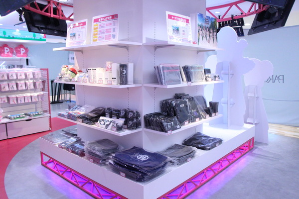「BanG Dream! STORE」店内の様子
