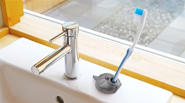 キン肉マンペン立て