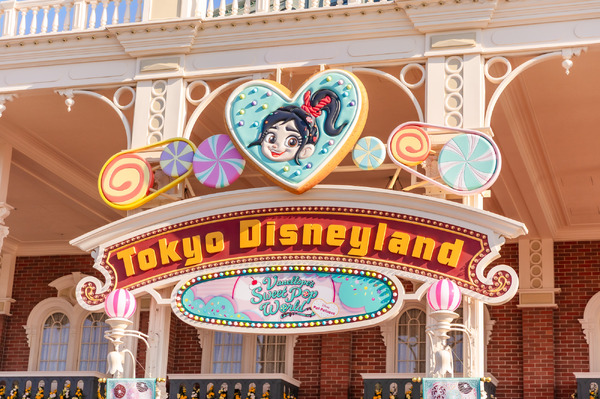 GWは東京ディズニーランドで人気パレード＆フードを満喫！終了ショー＆期間限定プログラムも忘れず体験