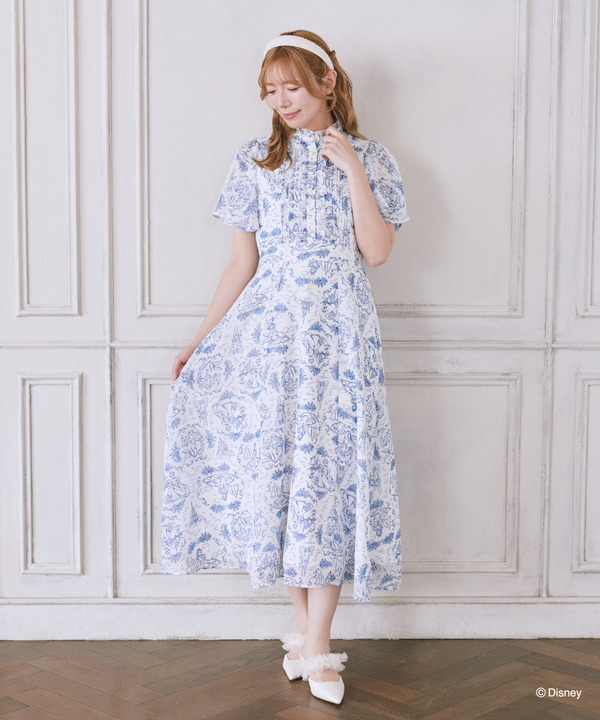 Areeam Disney Collection「Disney Princess」ジュイ柄ピンタックワンピース　着用イメージ