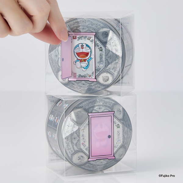 「100％ドラえもん＆フレンズ オリジナルクッキー缶」2530円（税込）