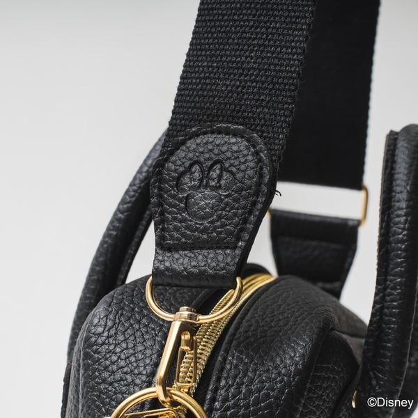 ヤングアンドオルセン「YOUNG ＆ OLSEN The DRYGOODS STORE SHOULDER BAG BOOK with Disney MICKEY MOUSE」部分アップ