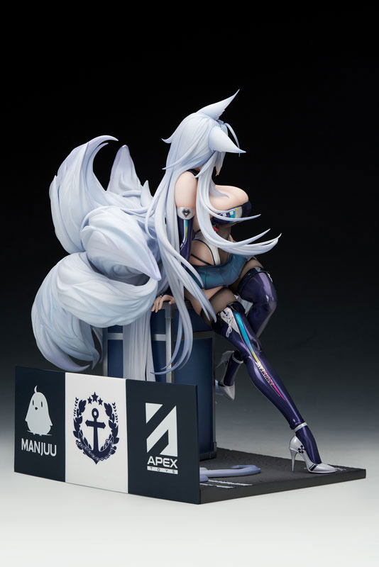 「アズールレーン 信濃 寝待の銀輿Ver. 1/7スケール 完成品フィギュア」