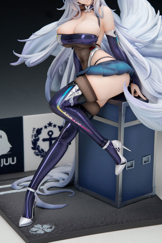 「アズールレーン 信濃 寝待の銀輿Ver. 1/7スケール 完成品フィギュア」