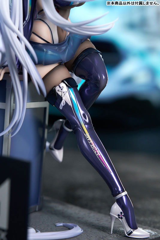 「アズールレーン 信濃 寝待の銀輿Ver. 1/7スケール 完成品フィギュア」