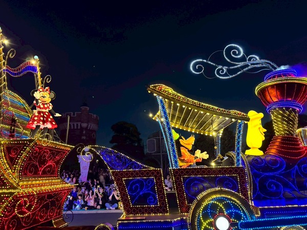 東京ディズニーランド・エレクトリカルパレード・ドリームライツが25周年！記念メッセージ入りスペシャル画像も登場【ディズニー】