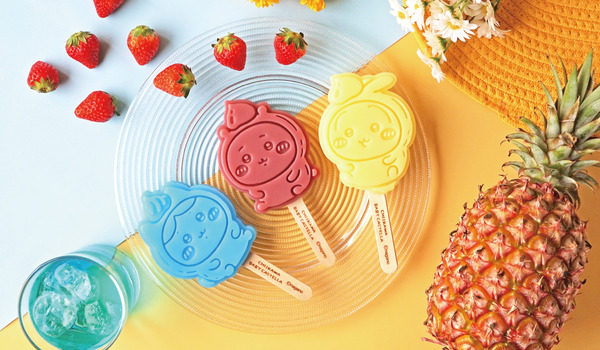 アイスキャンディ　ちいかわ(いちご)/ハチワレ(ソーダ)/うさぎ(パイナップル)　各650円(税込)