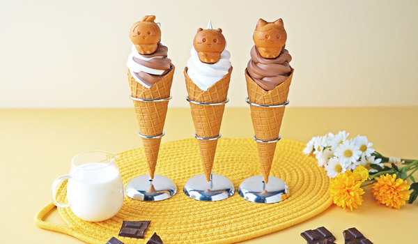 ベビーカステラ付きソフト　ミルク/チョコレート/ミックス　各700円(税込)