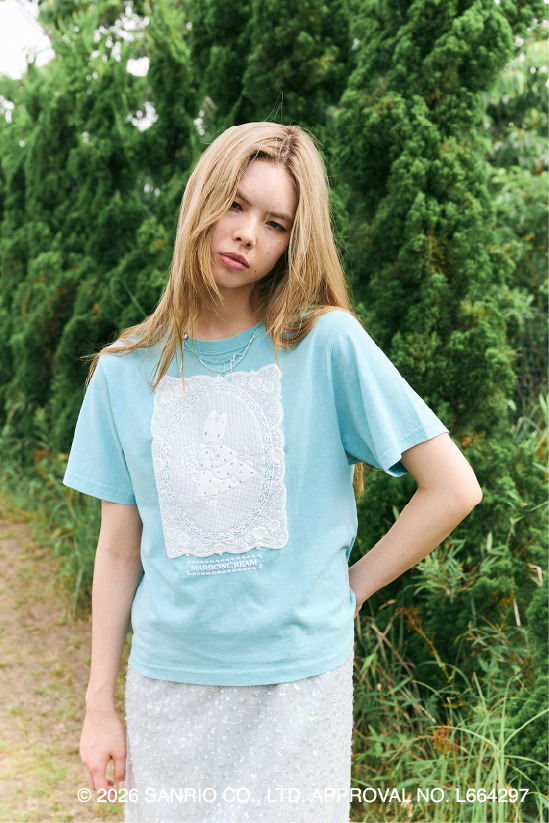 【LILY BROWN】Tシャツ　9,350円
