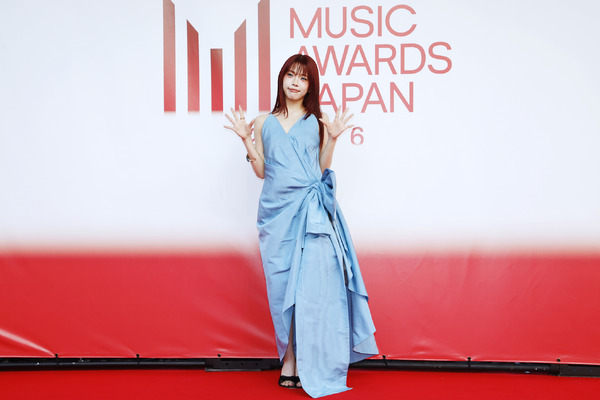 アイナ・ジ・エンド