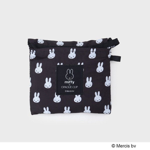 【miffy】総柄プリントポケッタブルエコバッグ ¥2,200（税込）