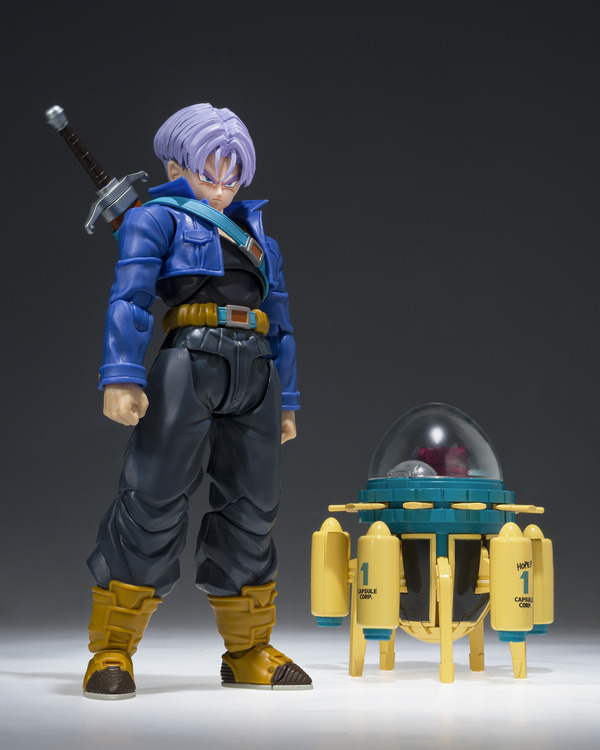 別売りの『ドラゴンボール』シリーズ関連フィギュアと一緒にディスプレイ！