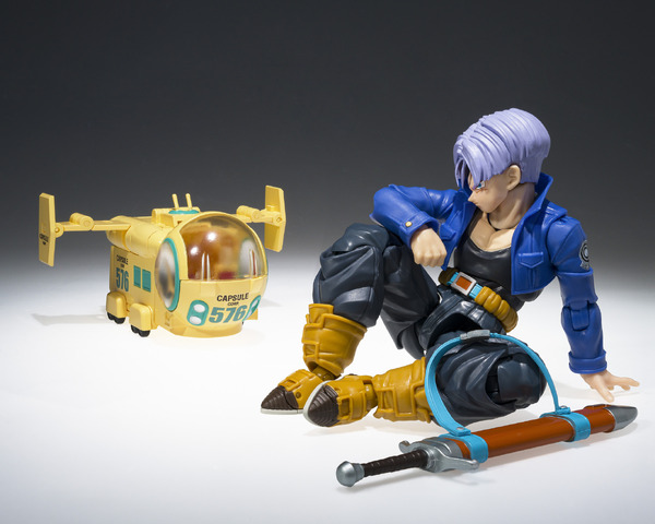 別売りの『ドラゴンボール』シリーズ関連フィギュアと一緒にディスプレイ！