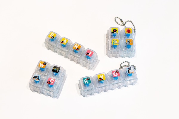 カスタム　キーボードキーホルダー （キーボード 各￥440/チェーン ￥110）