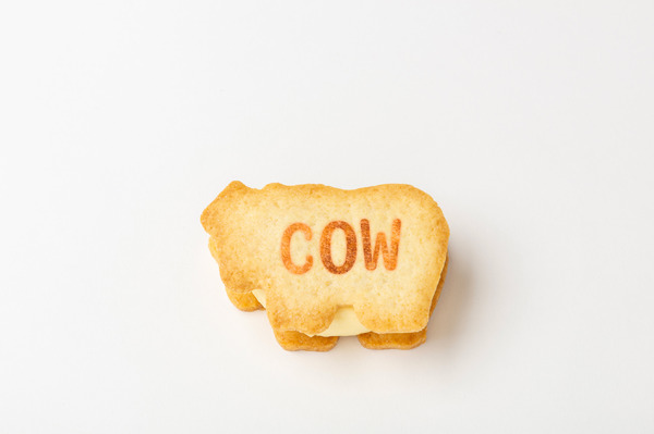 ぱくっとクラシックバニラアイスサンド（COW）