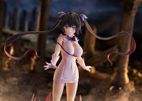 1/7スケールフィギュア　ダンジョンに出会いを求めるのは間違っているだろうかⅤ「ヘスティア」神威解放Ver.