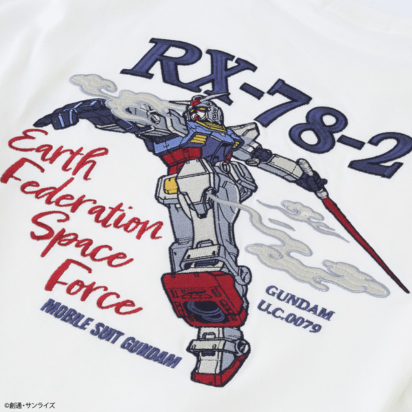 STRICT-G『機動戦士ガンダム』刺繍Tシャツ RX-78-2 GUNDAM.Ver2（ホワイト）