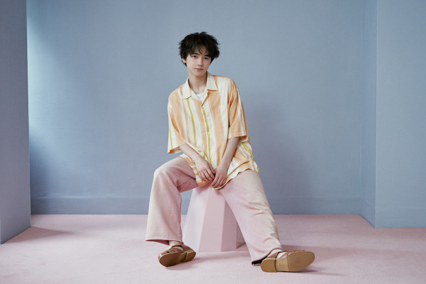 戸谷菊之介「Off to the Groove」アーティスト写真