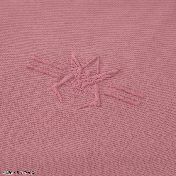STRICT-G『機動戦士ガンダム』ロゴマーク刺繍Tシャツ シャア・アズナブル【再販売：10月お届け】