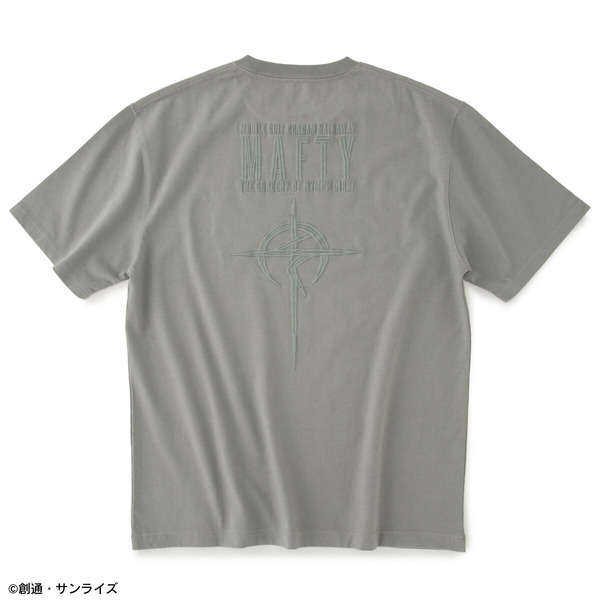 STRICT-G『機動戦士ガンダム 閃光のハサウェイ キルケーの魔女』ロゴマーク刺繍Tシャツ MAFTY【再販売：10月お届け】