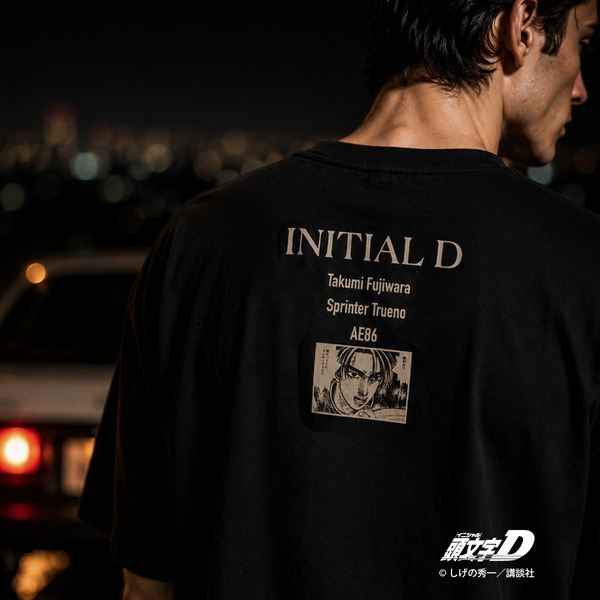 頭文字D 別注『フジワラ』 グラフィック半袖Tシャツ