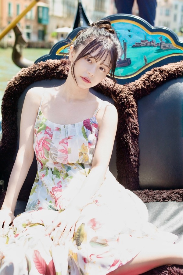 写真集「椛島光 2nd写真集 Ortensia」キービジュアル(C)細居幸次郎