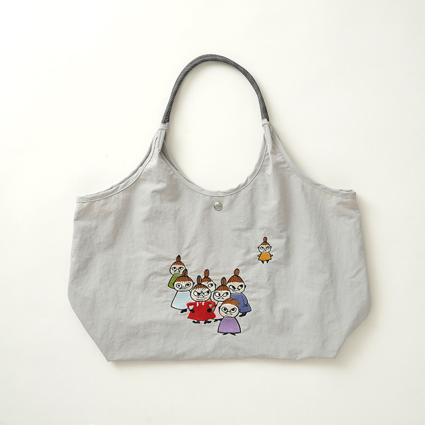 「ムーミン」リッチな刺繍のトートバッグ