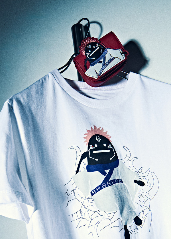 『呪術廻戦』×グラニフ　「宿儺シャドー｜Tシャツ」と「カスタムポーチ」　イメージ